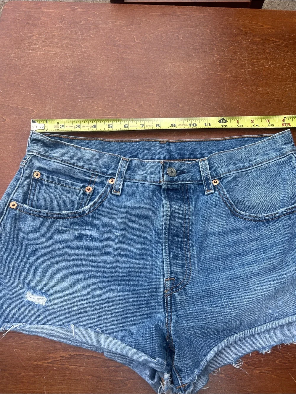 Levi’s 501 women’s jean shorts button front 30” waist